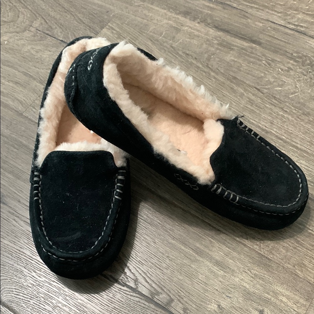 Cozy Black Suede UGG slippers